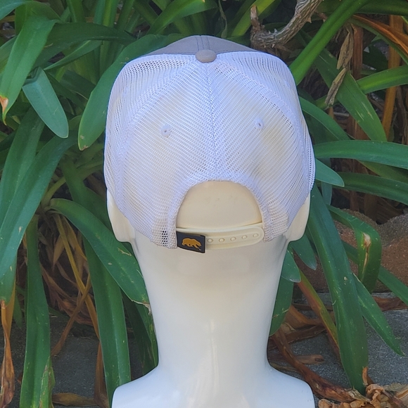 Cal Hat - Picture 4 of 6